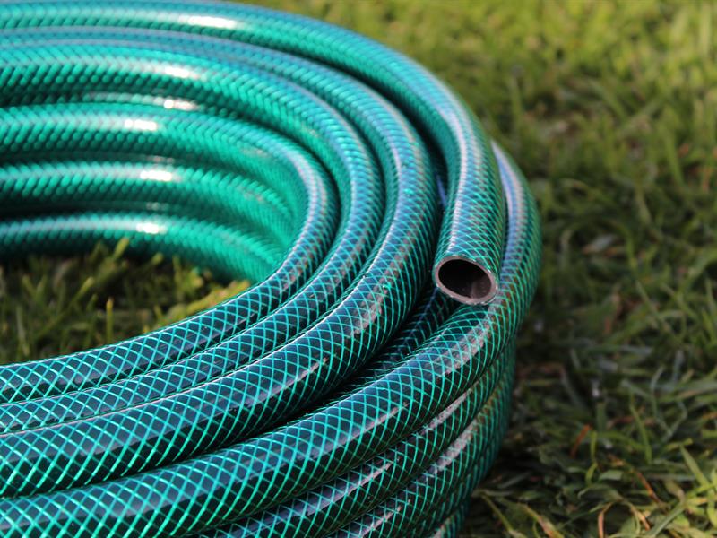 Faithfull PVC Garden Hose 20m with Fittings & Spray Gun FAIHOSE20AV