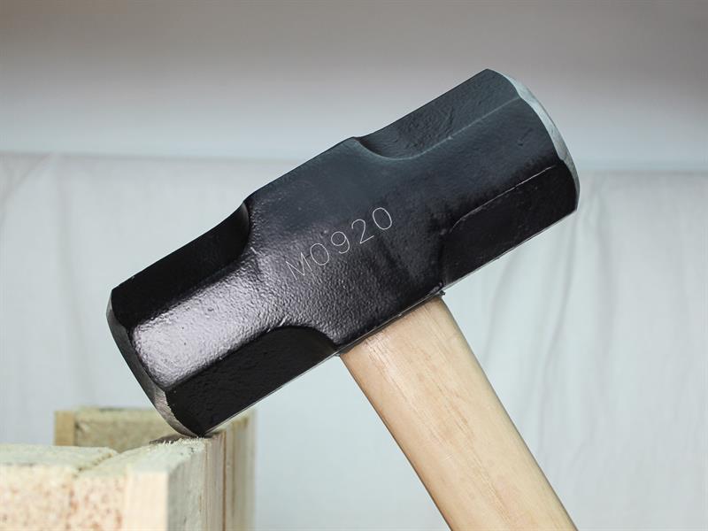 Faithfull Sledge Hammer Contractor's Hickory Handle 6.35kg (14 lb) FAIHS14C