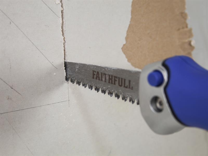 Faithfull Folding Jab Saw For Sawing Dry Wall Panels And Plasterboard FAIJABF