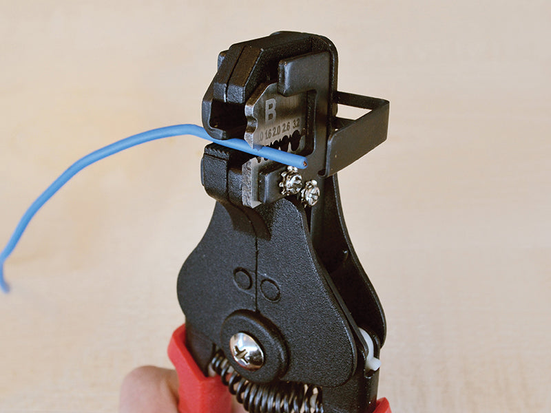 Faithfull Automatic Wire Stripper Capacity 1-3.2mm FAIPLWSAUTO