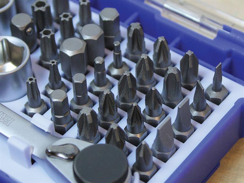 Faithfull Screwdriver Bit and Socket Set 42 Piece In A Carry Case FAISBSET42