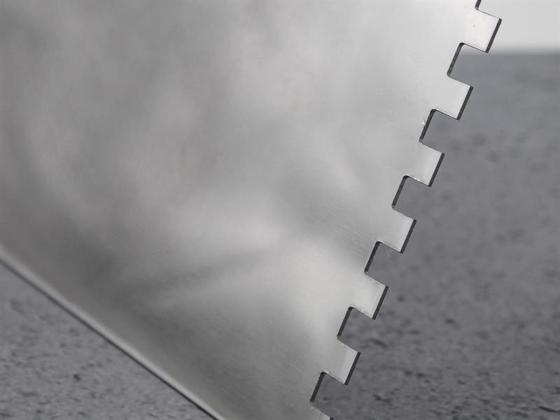 Faithfull Notched Trowel Serrated 6mm Stainless Steel Soft Grip Handle 11 x 4.1/2in FAISGTNOT6SS
