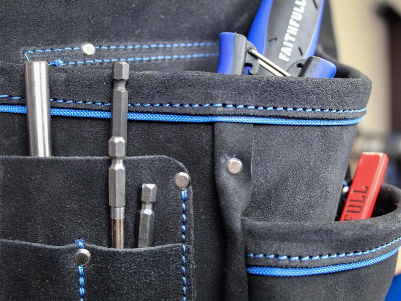 Faithfull Single Tool & Nail Pouch Suede Size 250 x 280mm FAISTNP2B