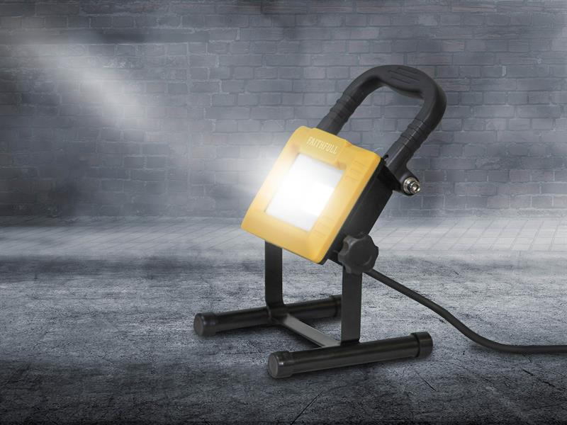 Faithfull Power Plus SMD LED Pod Site Light 15W 240V FPPSL15