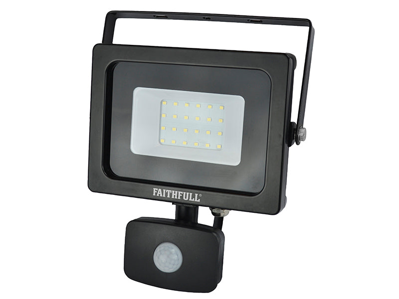 Faithfull Power Plus SMD LED Security Light with PIR 20W 1600 lumen 240V FPPSLWM20S
