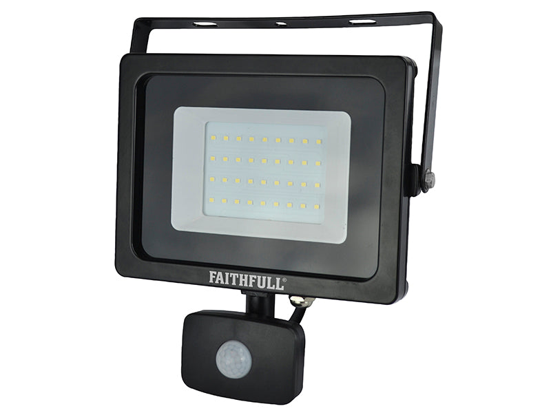 Faithfull Power Plus SMD LED Security Light with PIR 30W 2400 lumen 240V FPPSLWM30S