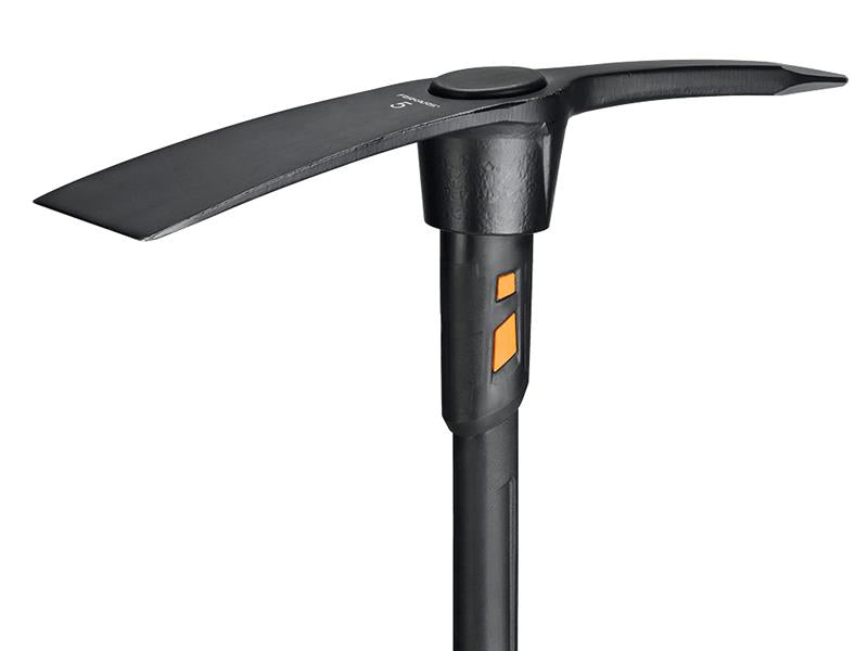 Fiskars Pick Mattock 2.27kg 5 lb Length 914mm Soft Grip Handle FSK1020166