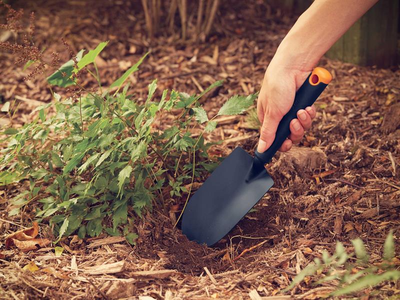Fiskars Steel Ergo Trowel Ergonomically Shaped Handle FSK1027017