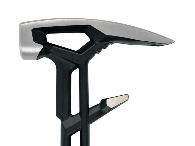 Fiskars IsoCore Demolition Tool M Length 462mm For Chiselling Prying FSK1027220