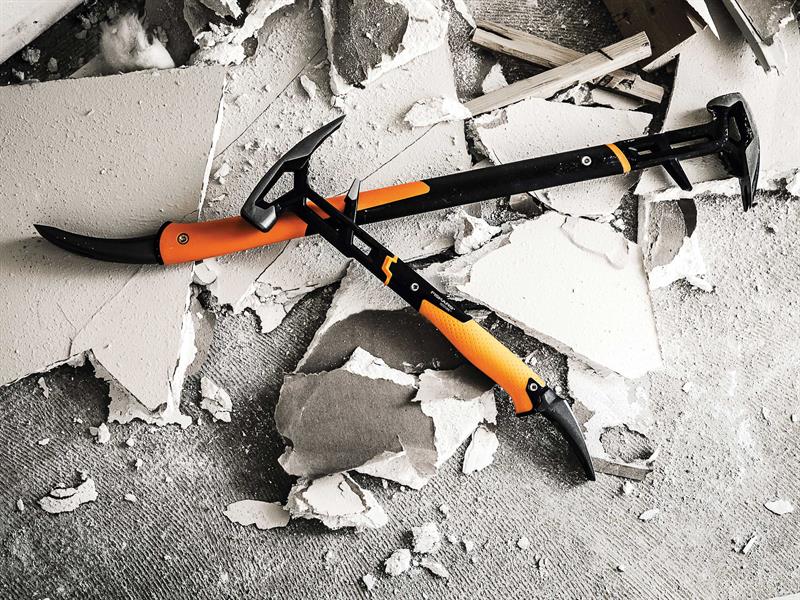 Fiskars IsoCore Demolition Tool L Length 750mm Prying Chiselling etc FSK1027221