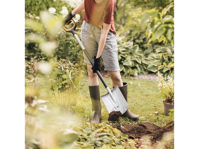 Fiskars Xact™ Rounded Spade FSK1066730