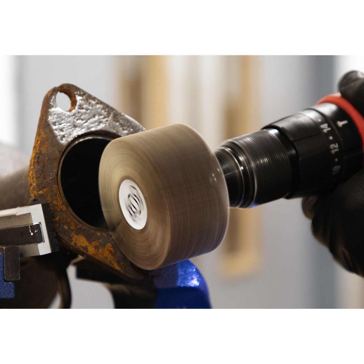 Sealey Abrasive Flap Wheel 80 x 40mm 60 Grit 6mm Shaft Pack of 5 FW8040605