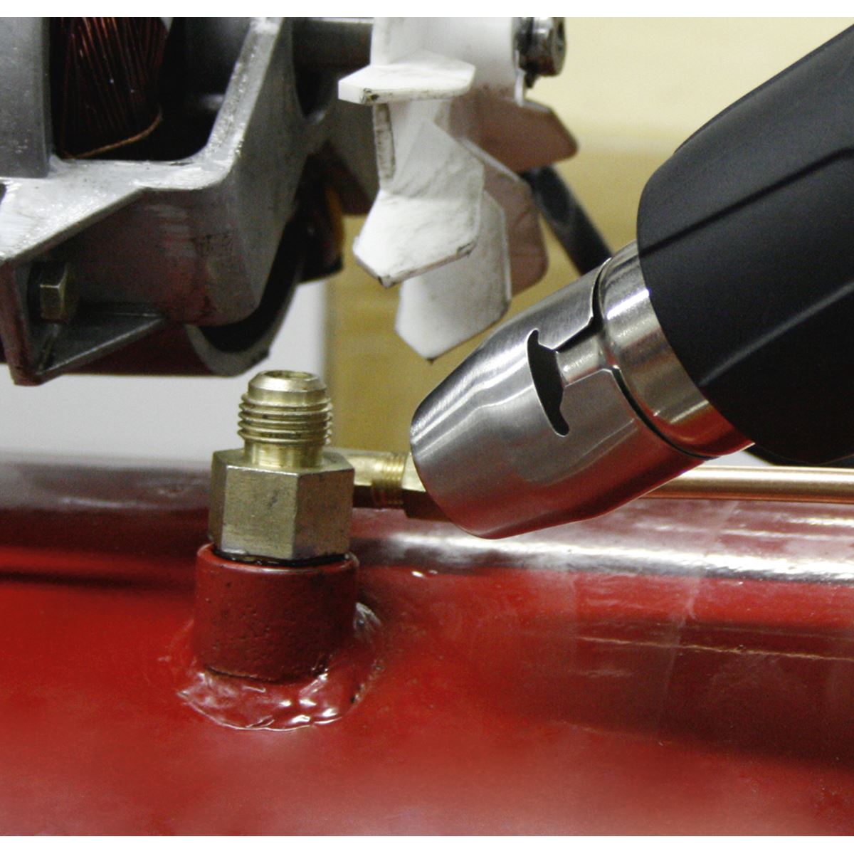Sealey Variable Temperature Hot Air Gun Kit 2000W 50-450�C/90-600�C HS107K