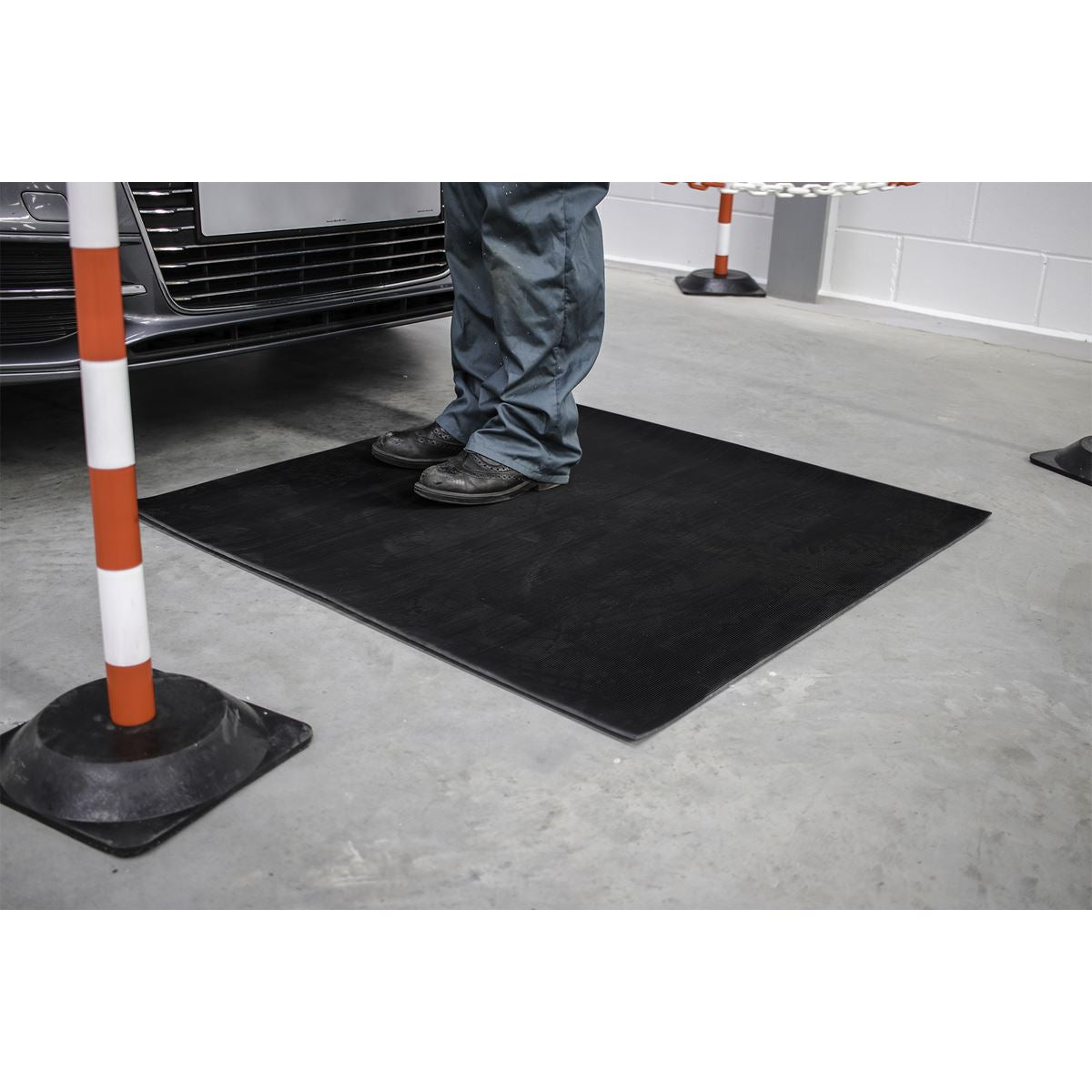 Sealey Electrician's Insulating Rubber Safety Mat 1 x 1m HVM17K02