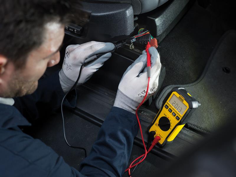 STANLEY® Intelli Tools FatMax® Smart Digital Multimeter INT082563