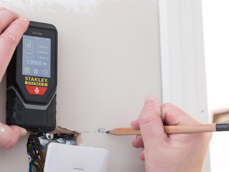 STANLEY® Intelli Tools TLM 165SI FatMax® Bluetooth® Laser Measurer 60m INT177142