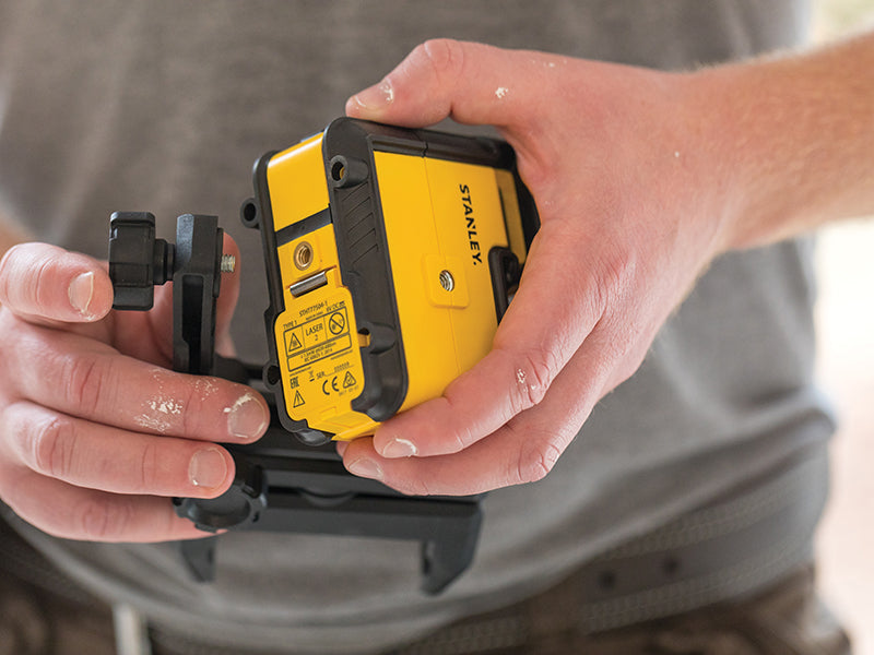 STANLEY® Intelli Tools 360° Cross Line Laser (Green Beam) INT177594