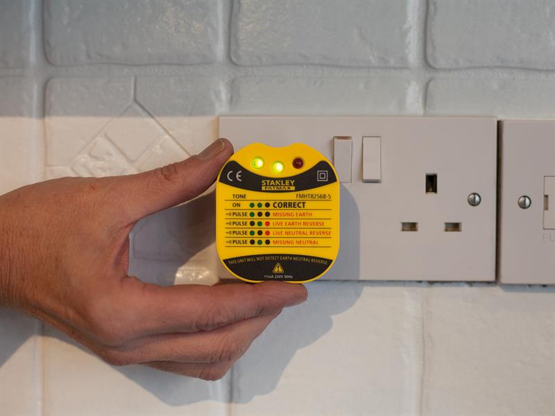 STANLEY® Intelli Tools FatMax® UK Wall Plug Tester INT582568