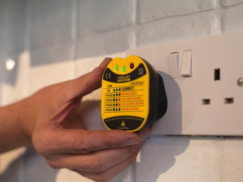 STANLEY® Intelli Tools FatMax® UK Wall Plug Tester INT582568