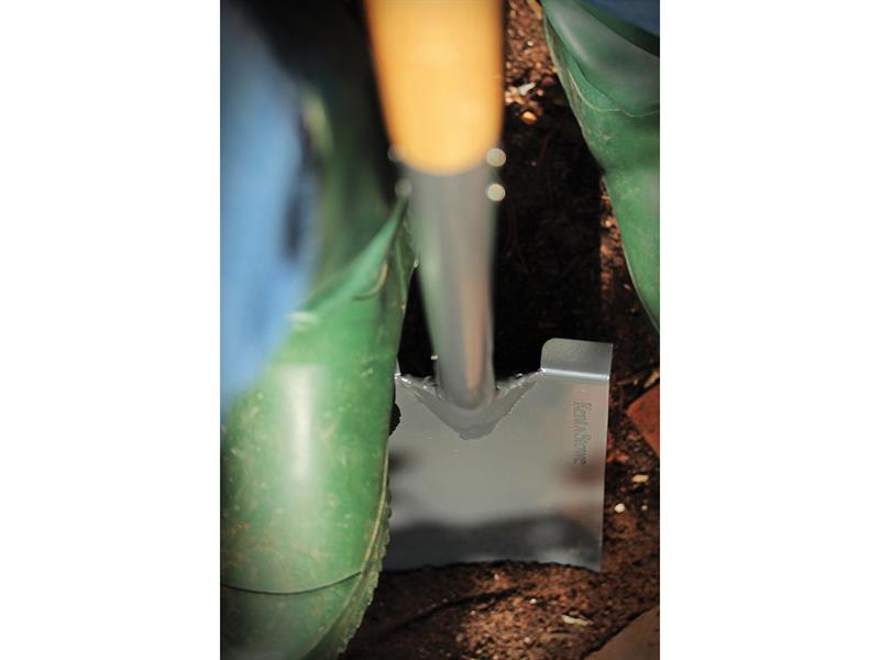 Kent & Stowe Stainless Steel Border Spade, FSC® K/S70100013