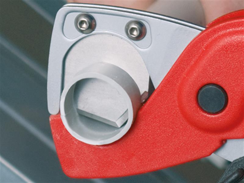 Knipex Plastic Conduit Rubber Pipe Hose Cutter 25mm Diameter KPX9020185
