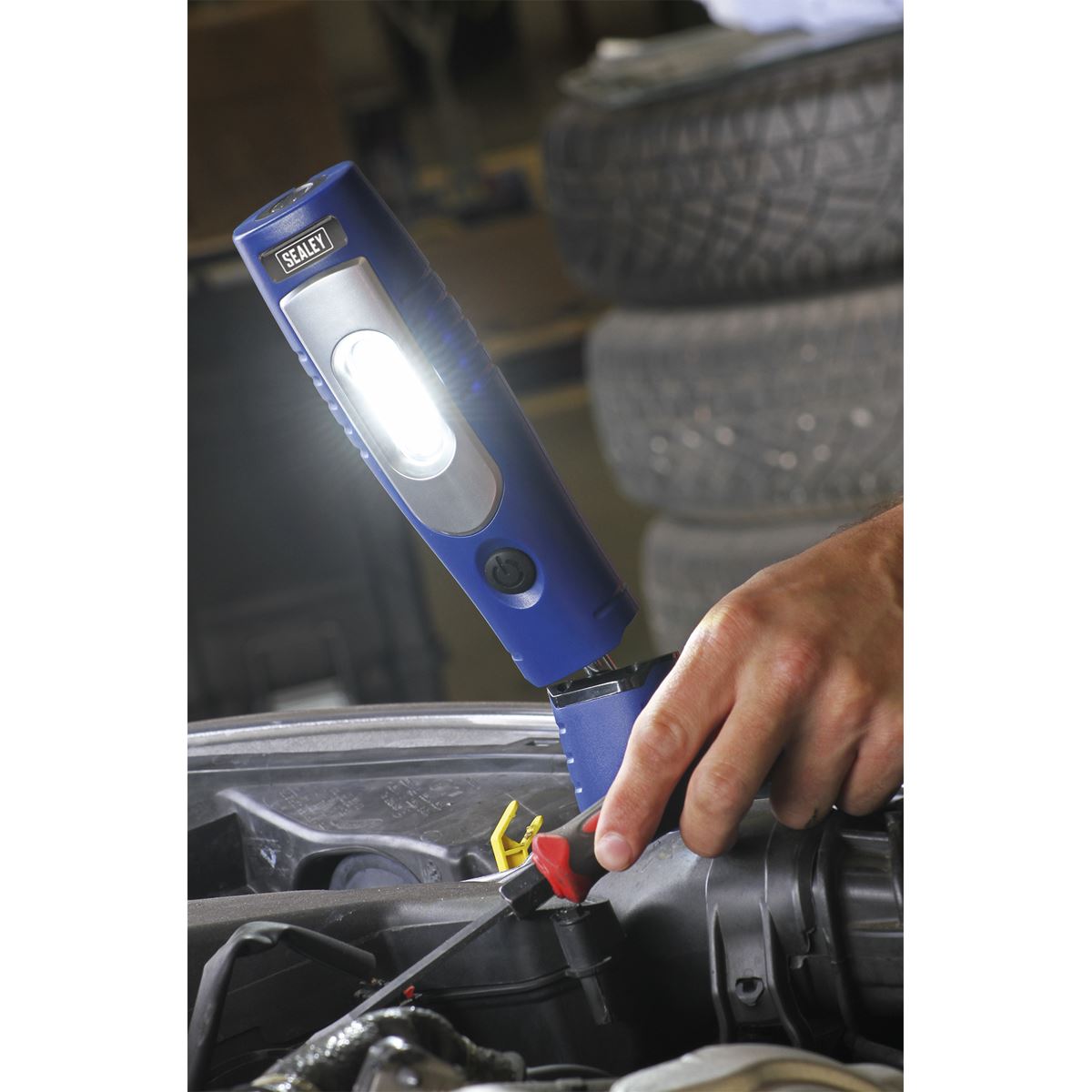 Sealey Rechargeable 360� Inspection Light 7 SMD & 3W SMD LED Blue Lithium-ion LED3602B