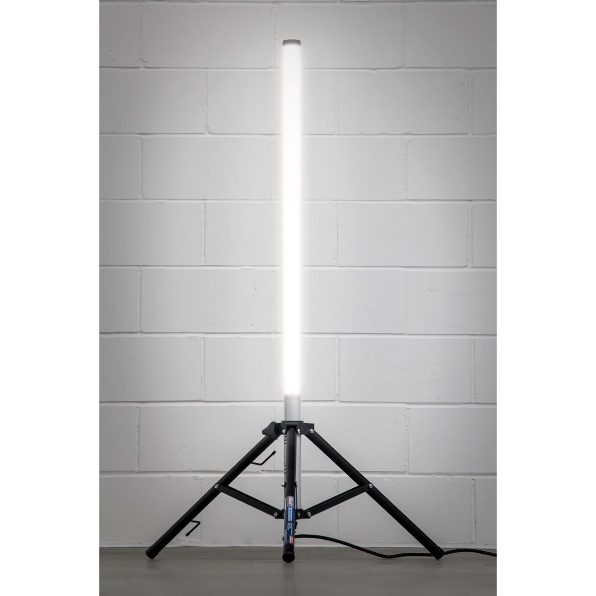 Sealey Slim Standing Floodlight 360� 60W SMD LED 230V LED60230V