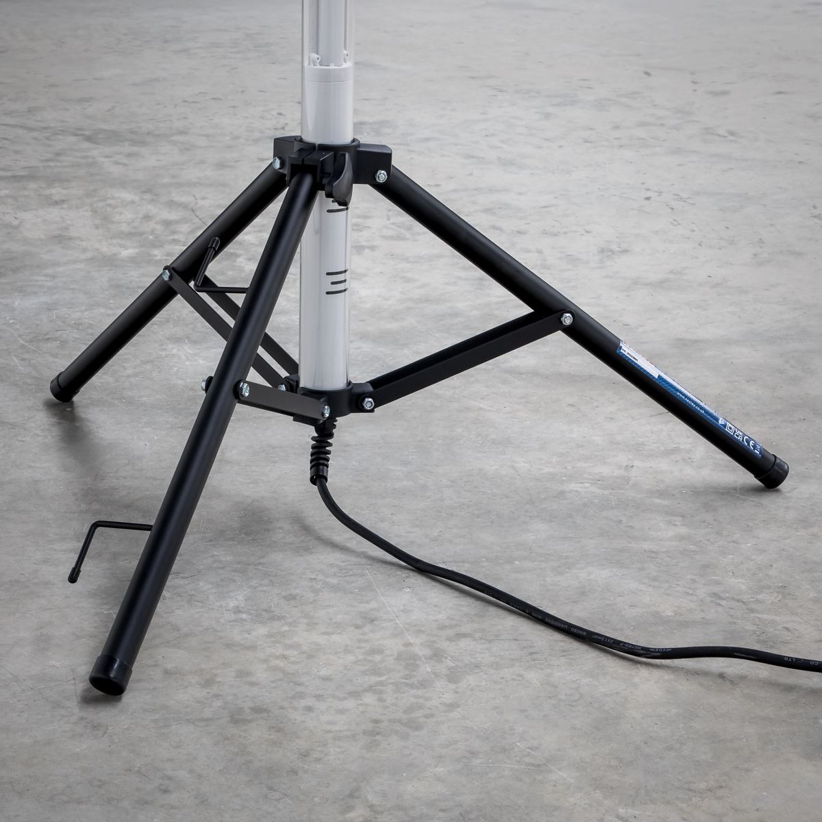 Sealey Slim Standing Floodlight 360� 60W SMD LED 230V LED60230V