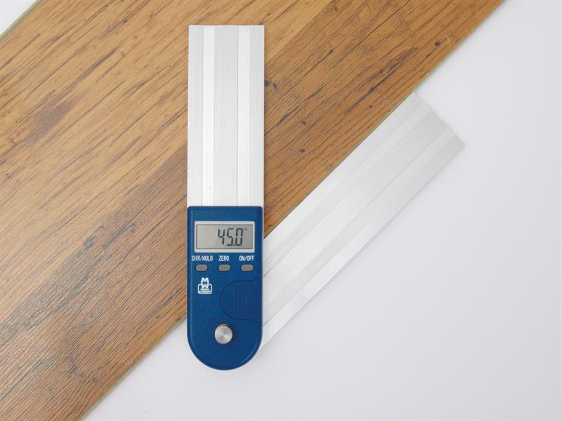 Moore & Wright Digital Protractor 100mm 4in Magnets On All Blade Edges MAW50501