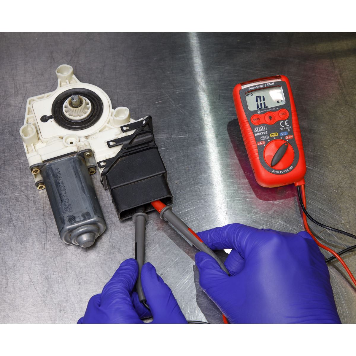 Sealey Professional Auto-Ranging Digital Multimeter MM102