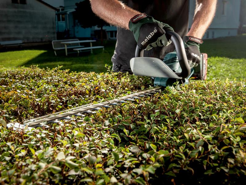 Metabo Hedge Trimmer 18V Bare Unit Blade Length 65cm Strokes 2,700 MPTAHS1865V
