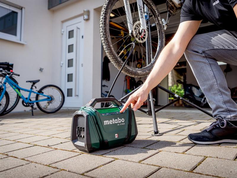 Metabo MULTI Inflator 18V Bare Unit tyres balls air mattresses etc MPTAK18MULTI
