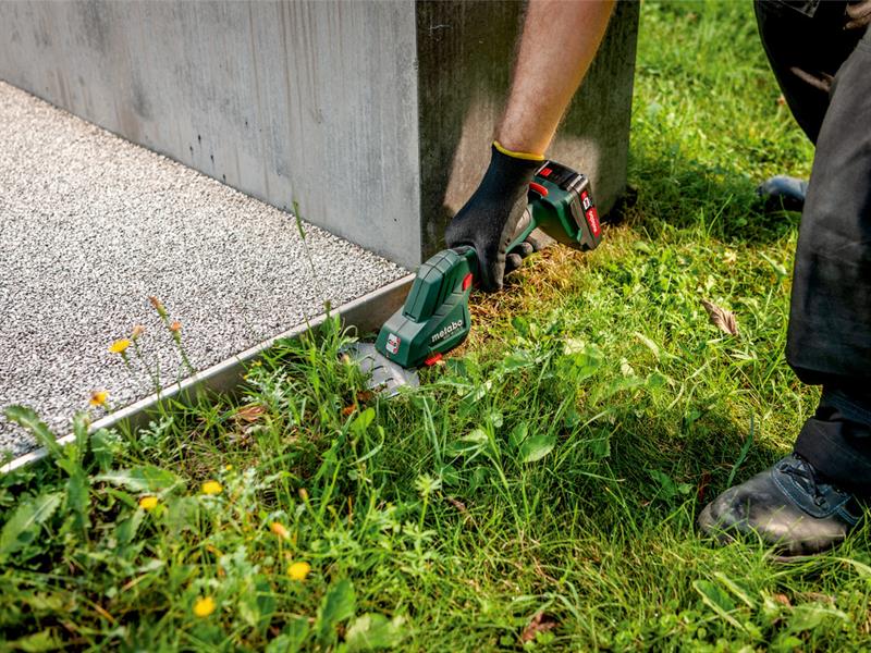Metabo Shrub Grass Shear 18V Bare Unit Tool Free Change Of 2 blades MPTSGS18LTX