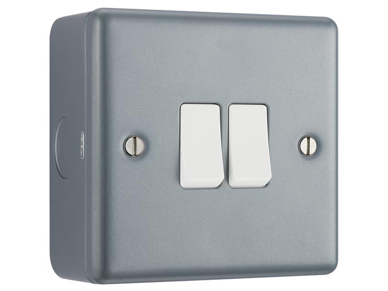Masterplug Metal Clad 2-Gang 2-Way Light Switch MSTMC542