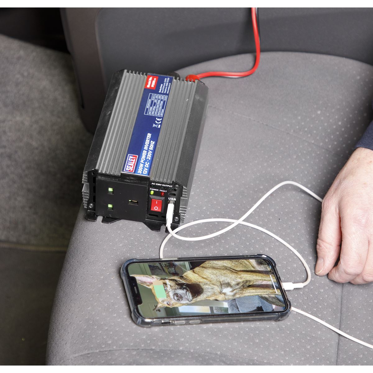 Sealey Power Inverter 300W 12V DC - 230V~50Hz PI300