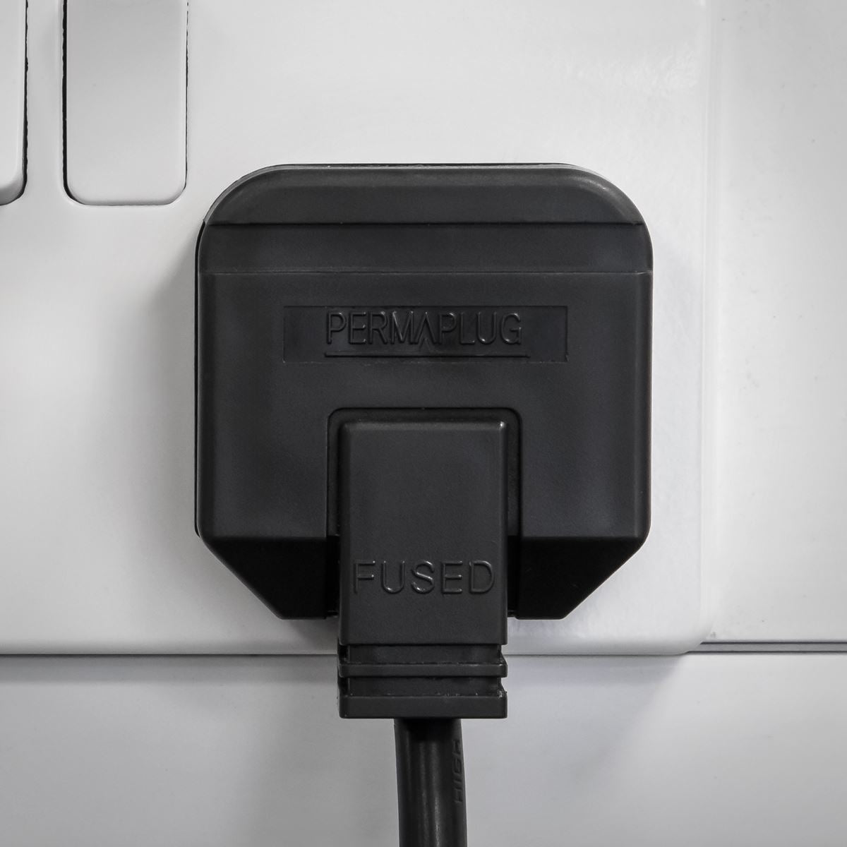 Sealey Black 13A heavy-Duty Plug PL/13/3S