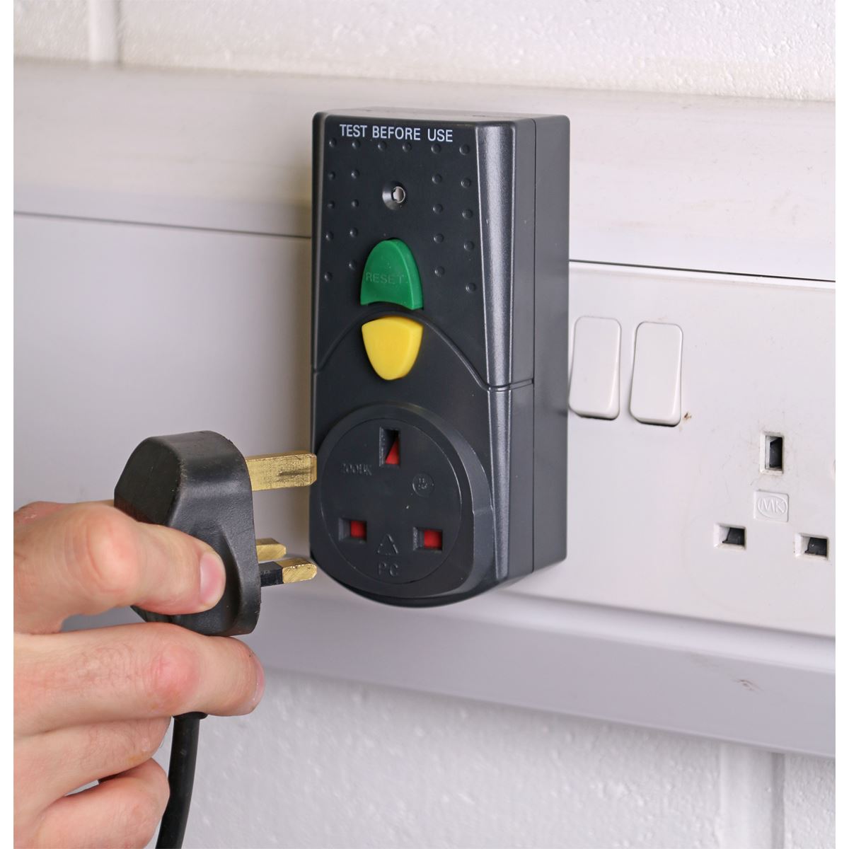 Sealey RCD Safety Adaptor 230V RCD981