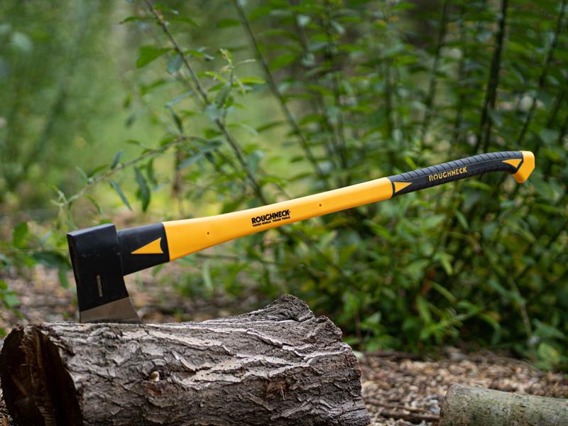 Roughneck Felling Axe Fibreglass Handle 1.6kg (3.1/2 lb) ROU65644