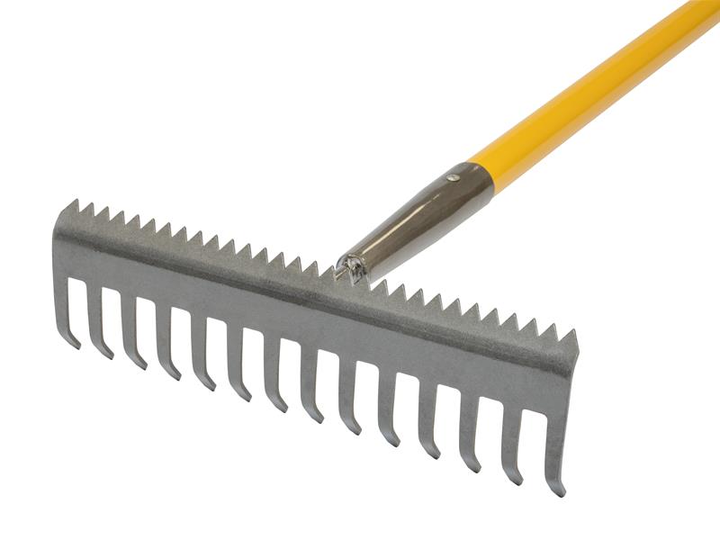 Roughneck Sharp-Edge Soil Rake ROU68302