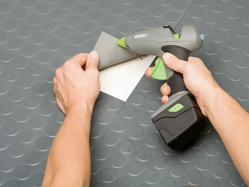 Rapid BGX300 Cordless Pro Glue Gun Kit 7.2V 1 x 2.6Ah Li-Ion RPDBGX300