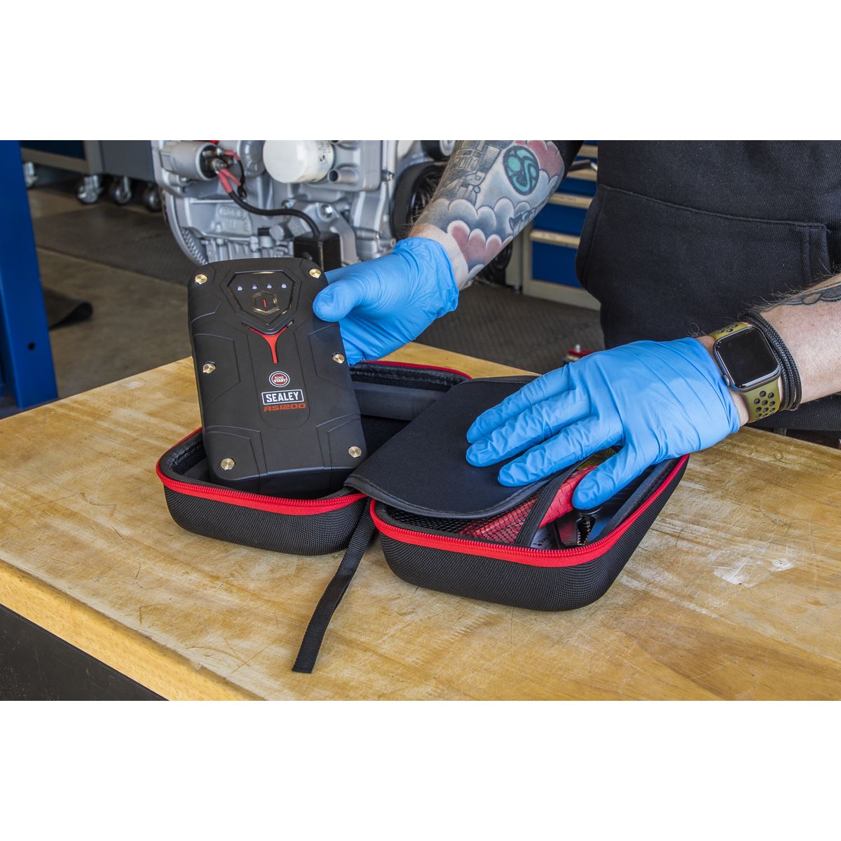 Sealey RoadStart® 1200A 12V Lithium-ion Jump Starter Power Pack RS1200