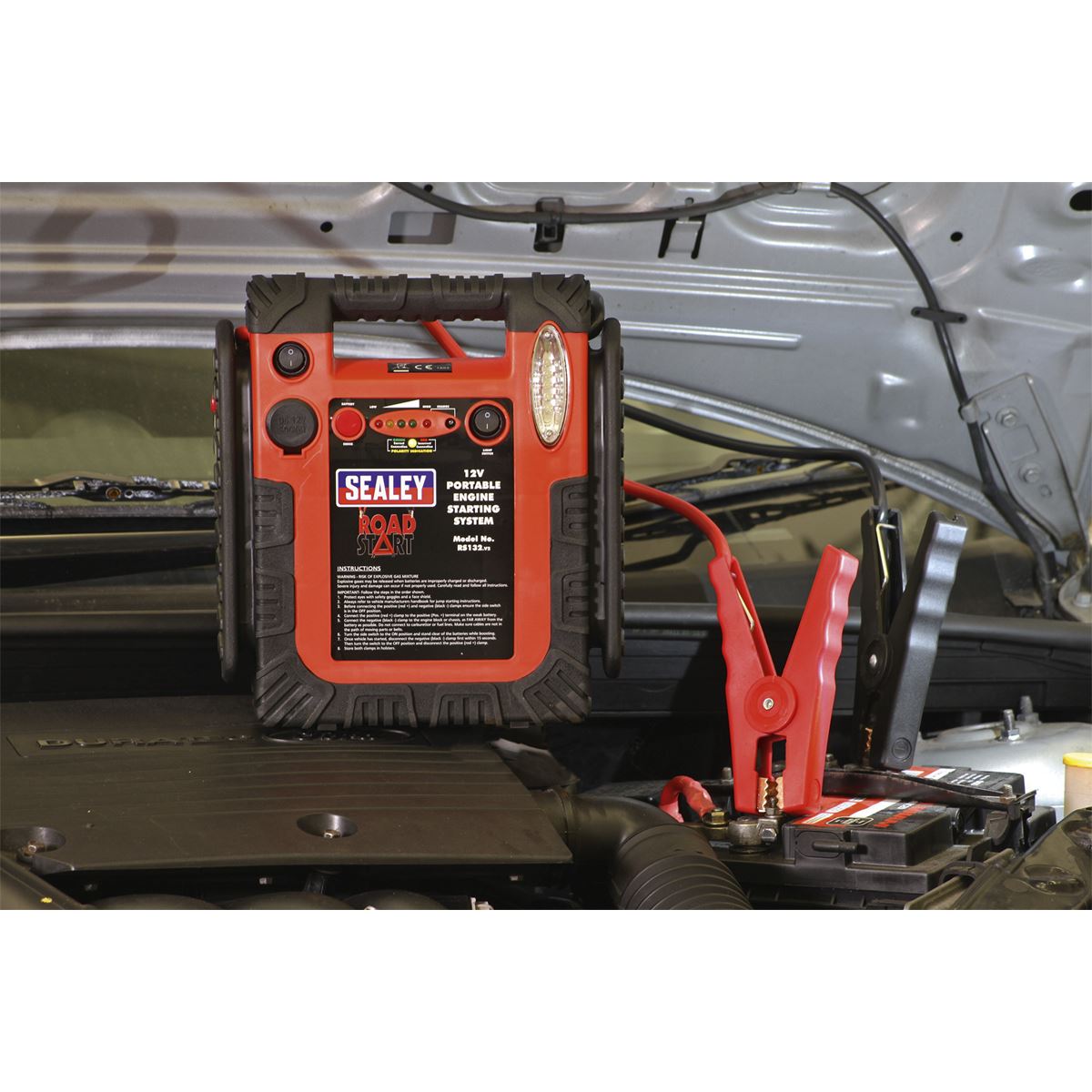 Sealey RoadStart® Emergency Jump Starter with Air Compressor 12V 900 Peak Amps RS132