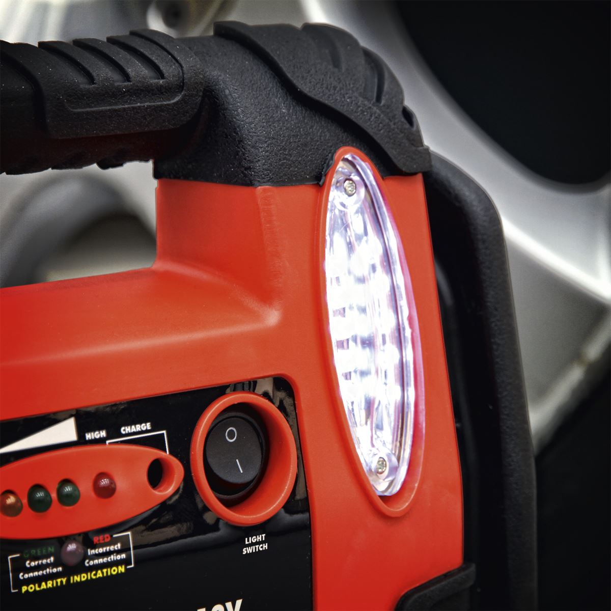 Sealey RoadStart® Emergency Jump Starter with Air Compressor 12V 900 Peak Amps RS132