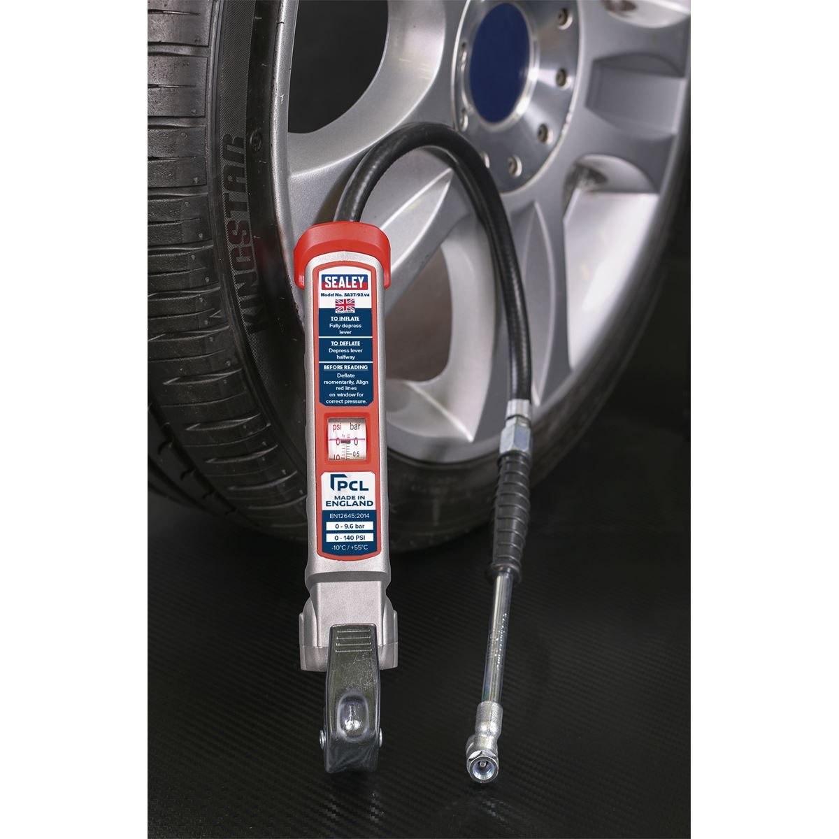 Sealey Professional Tyre Inflator with Twin Push-On Connector SA37/93