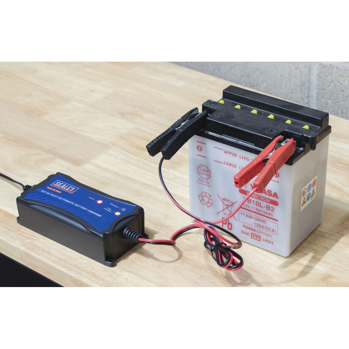 Sealey Battery Maintainer Charger 12V 4A Fully Automatic SBC4