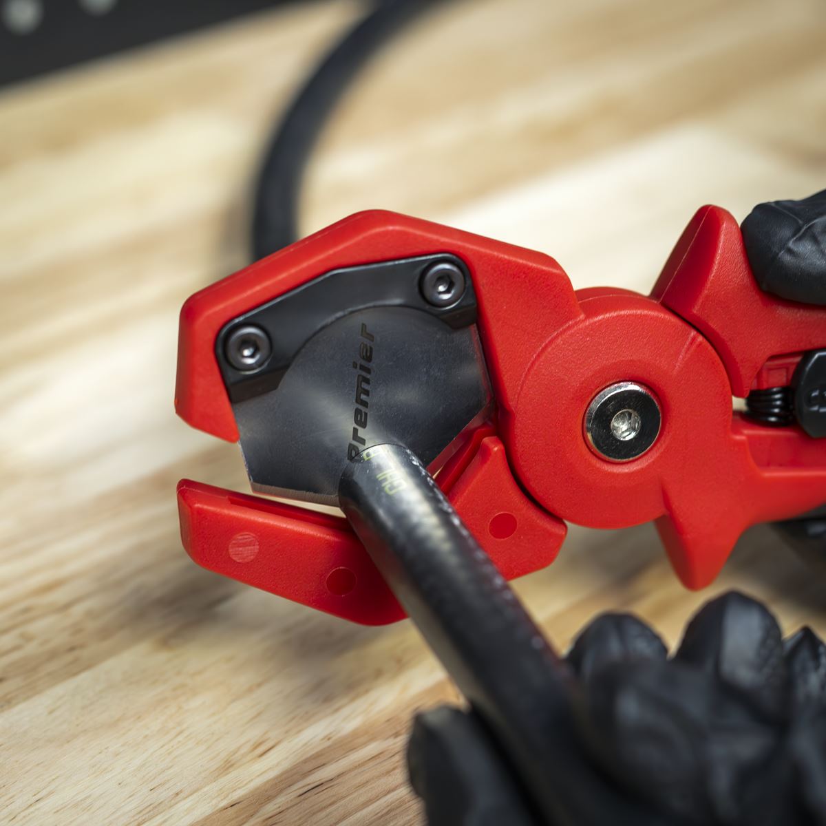 Sealey Hose Cutter �3-32mm SC129