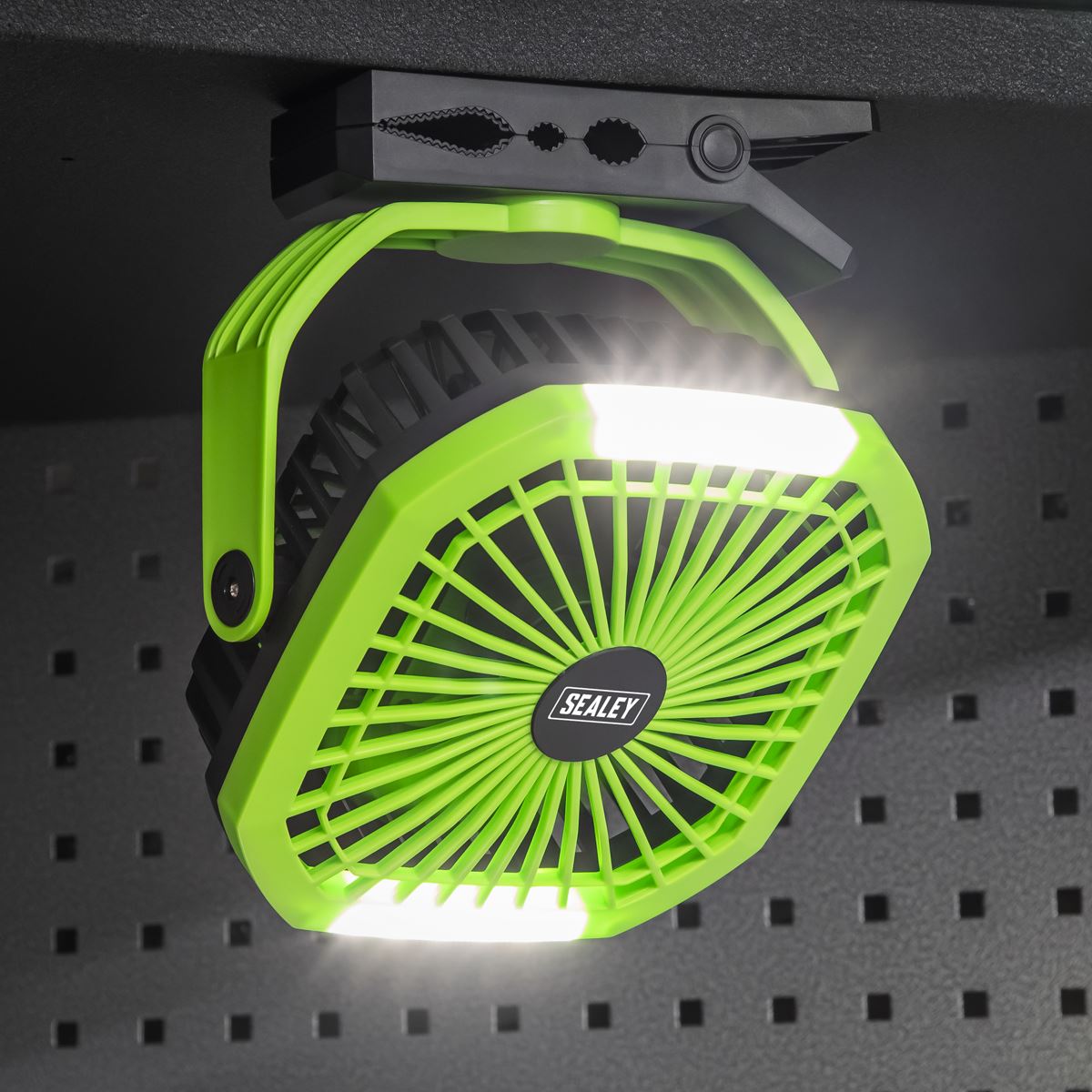 Sealey Portable Clip Fan with Worklight 8" 4 Speeds For Desktop etc SCF8WL