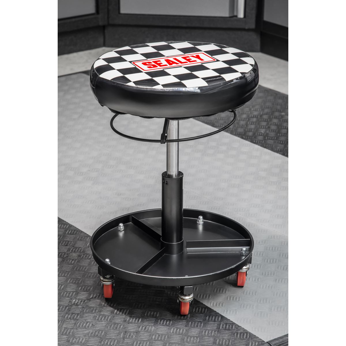 Sealey Pneumatic Mechanic's Seat SCR15