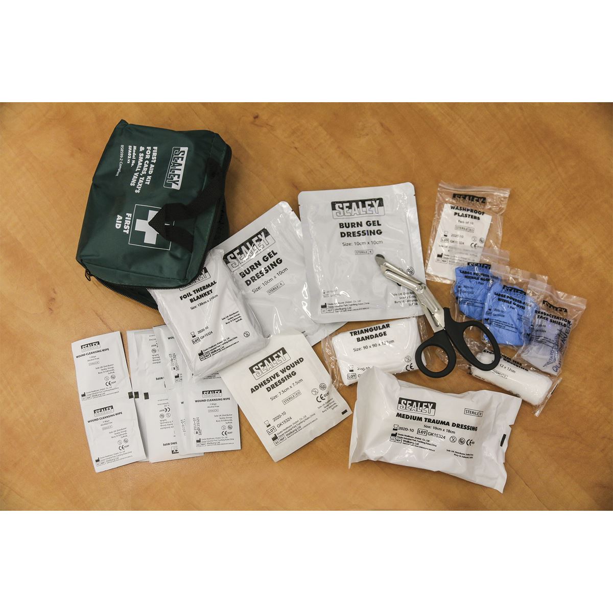 Sealey First Aid Kit Medium for Cars, Taxis & Small Vans - BS 8599-2 Compliant SFA02