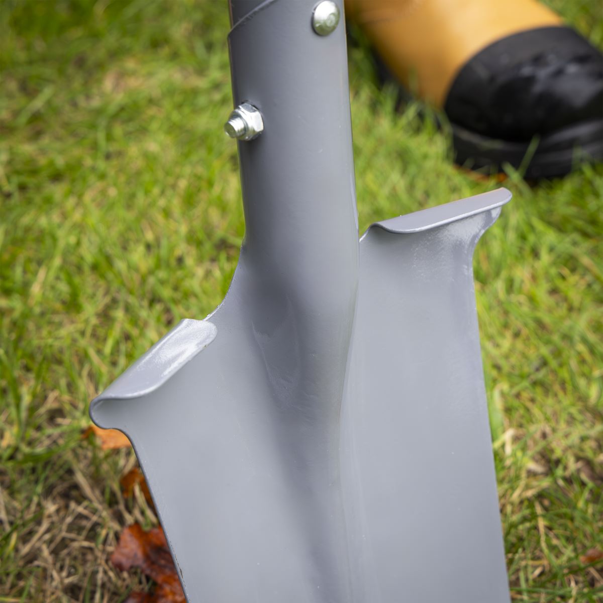 Sealey Long Handled Fencing Spade 1200mm SFS01